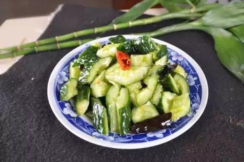 黑老瓜能吃吗怎么吃,黑老瓜的食用方法与营养价值揭秘