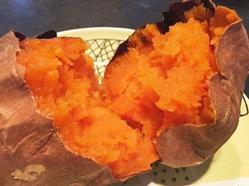 吃烤红薯满嘴黑吃瓜,一场别开生面的吃瓜盛宴